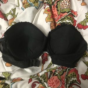 Gorgeous Victoria’s Secret lace strapless bra